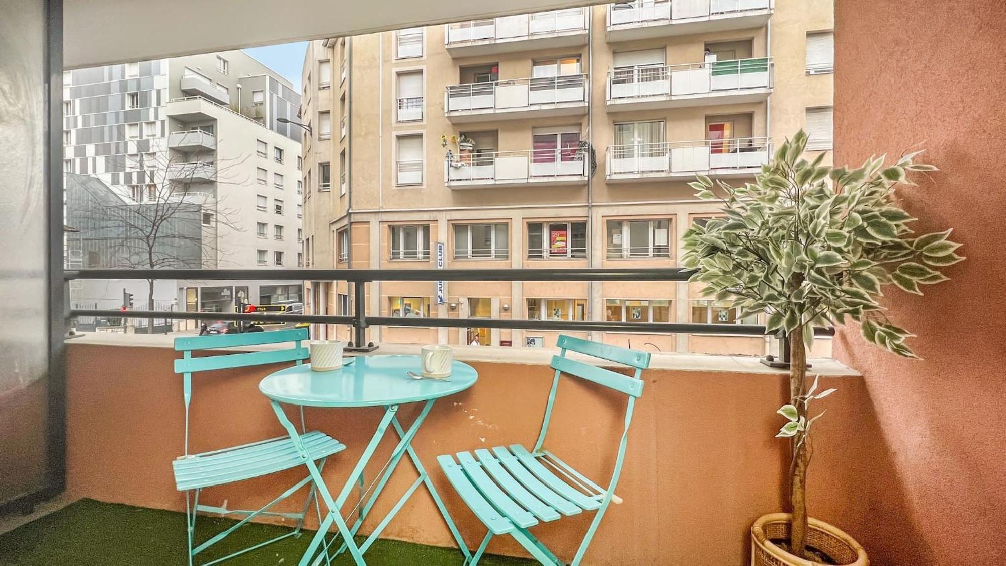Homey Wild - Proche Gare Et Tram - Proche Centre - Balcon Prive - Parking Prive - Wifi Gratuit Annemasse Kültér fotó